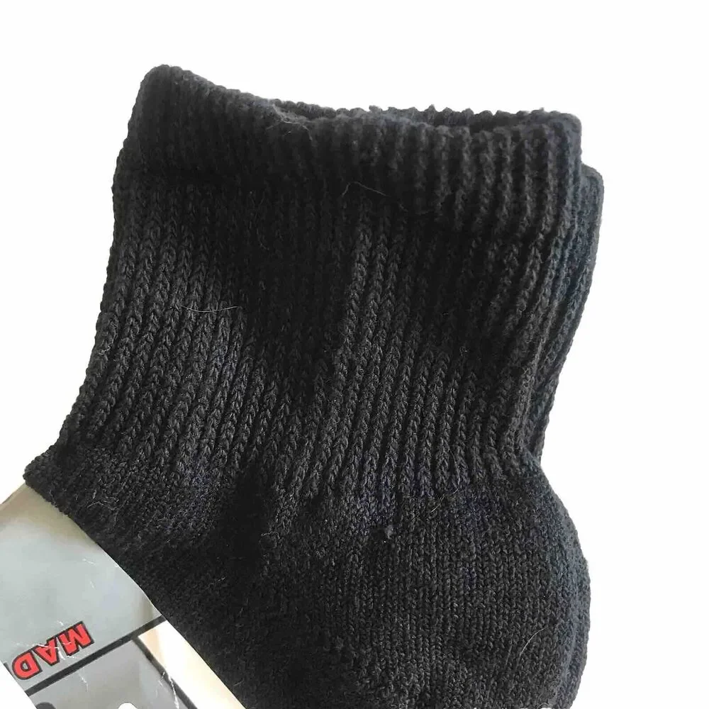 NWT PRO FEET USPS Certified Black Quarter Socks Wmn Size 7-9 XS Fits 12.5-5 Shoe